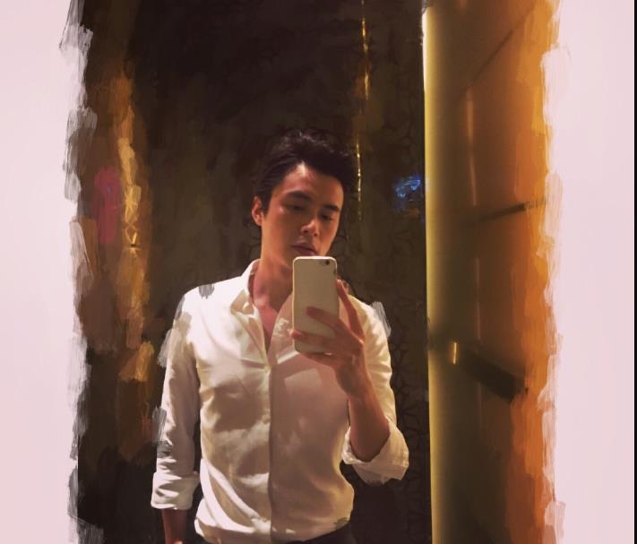 何索生活照 何索高清写真_何索高清剧照