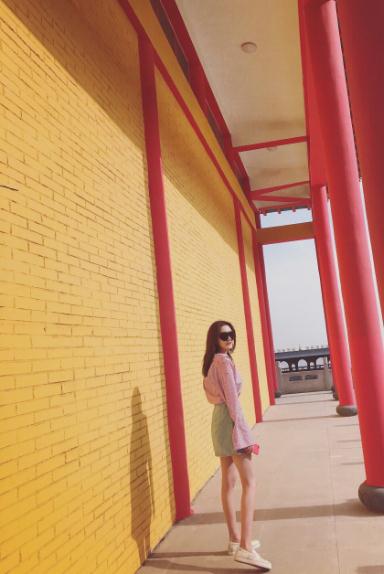 金尤美街拍写真 金尤美高清写真_金尤美高清剧照