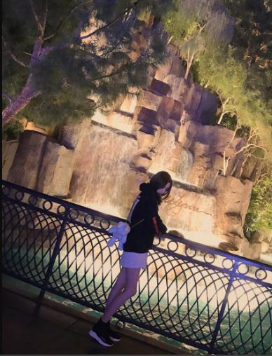 金尤美街拍写真 金尤美高清写真_金尤美高清剧照