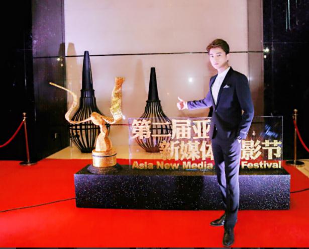 文卓时尚写真 文卓高清写真_文卓高清剧照