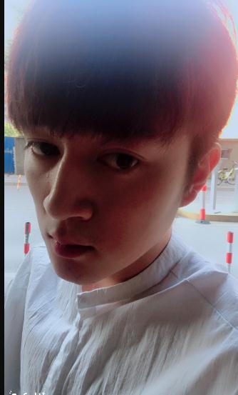 文卓自拍写真 文卓高清写真_文卓高清剧照