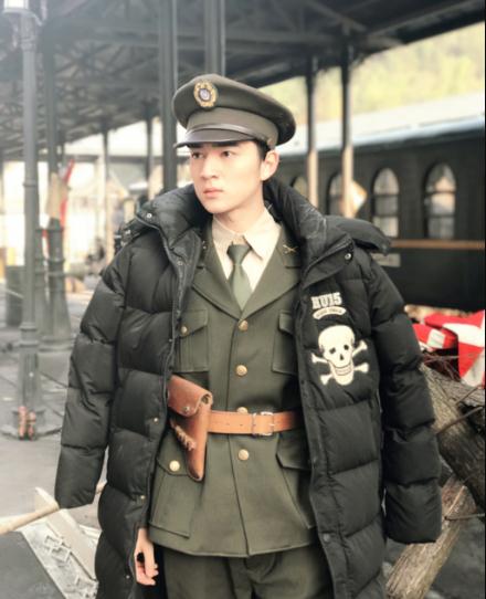 文卓片场照写真 文卓片场照写真