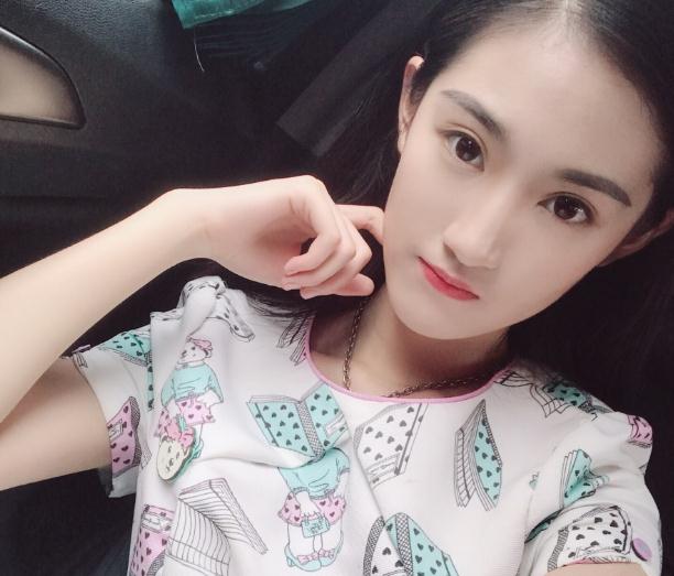 黄诗佳生活照 黄诗佳高清写真_黄诗佳高清剧照
