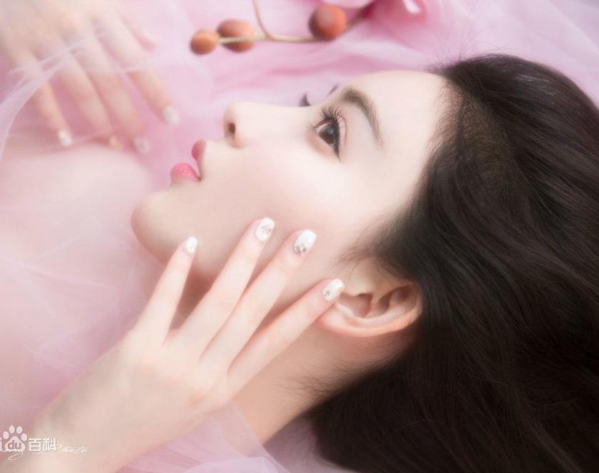 孟子义红色系写真 孟子义高清写真_孟子义高清剧照