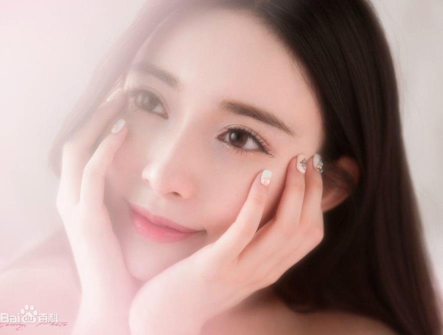 孟子义红色系写真 孟子义高清写真_孟子义高清剧照