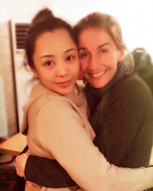 杨紫嫣与人合照 杨紫嫣高清写真_杨紫嫣高清剧照