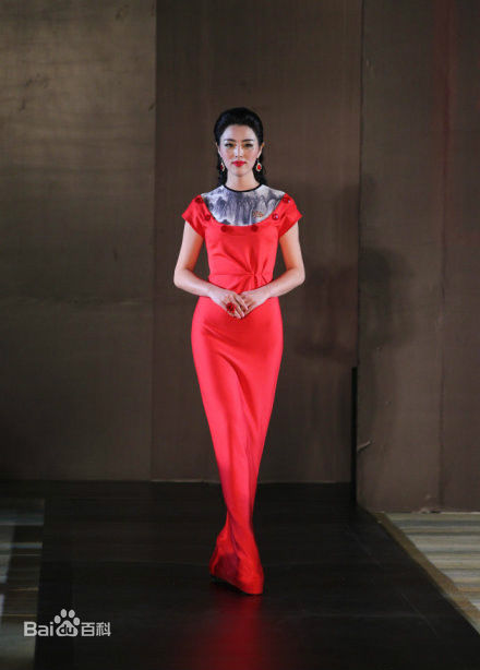 余薇薇活动照 余薇薇高清写真_余薇薇高清剧照