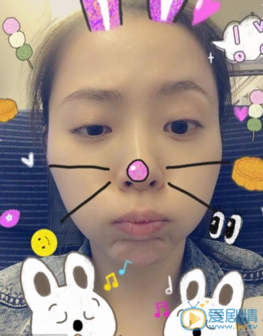 张靓颖可爱照 张靓颖高清写真_张靓颖高清剧照