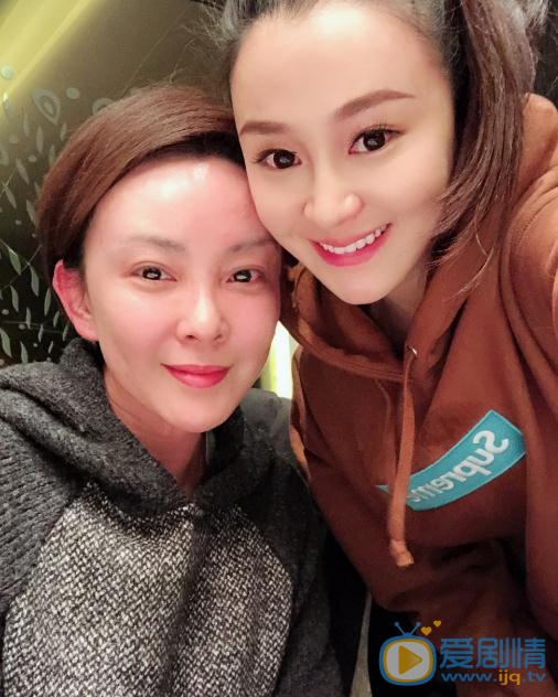 陈昱霖与人合照 陈昱霖高清写真_陈昱霖高清剧照
