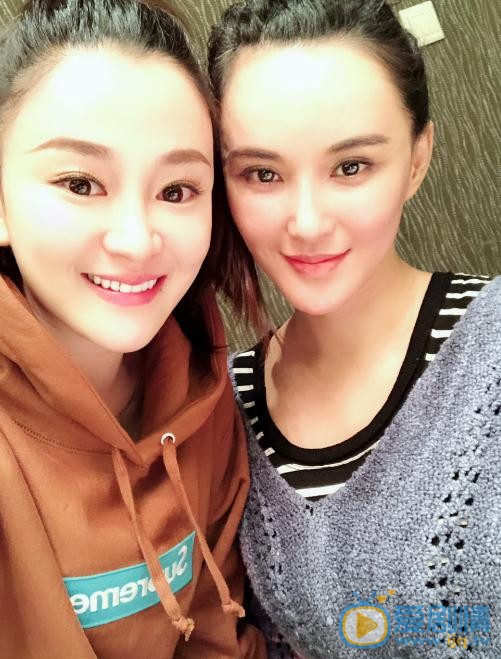陈昱霖与人合照 陈昱霖高清写真_陈昱霖高清剧照