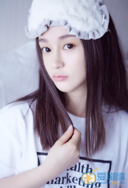 陈昱霖慵懒写真 陈昱霖高清写真_陈昱霖高清剧照