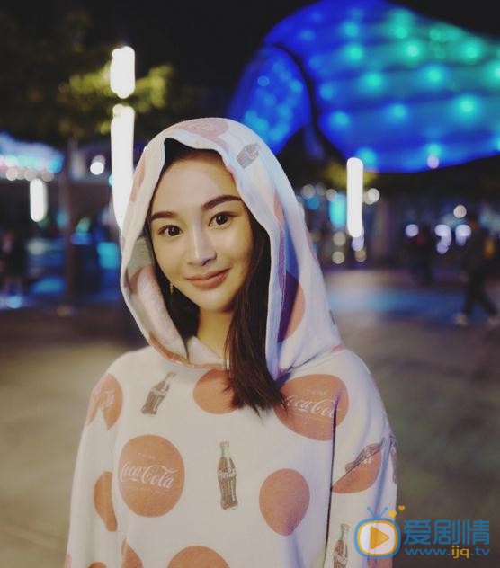 陈昱霖慵懒写真 陈昱霖高清写真_陈昱霖高清剧照