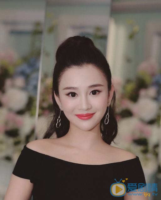 陈昱霖活动照 陈昱霖高清写真_陈昱霖高清剧照