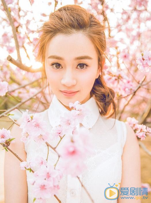 陈昱霖花儿写真 陈昱霖高清写真_陈昱霖高清剧照