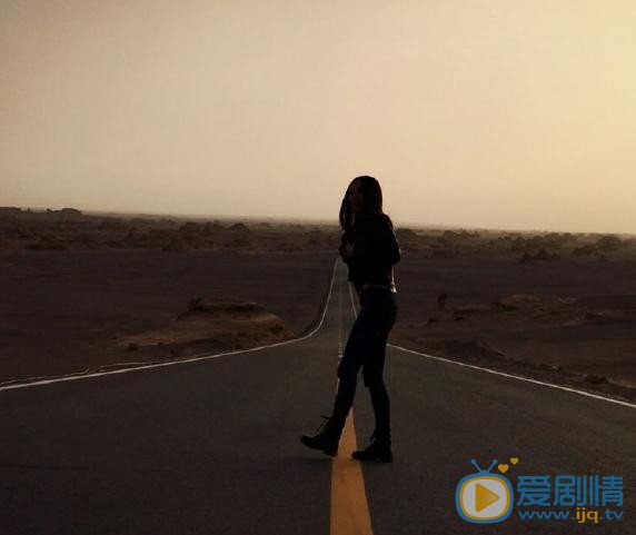唐小然帅气写真 唐小然高清写真_唐小然高清剧照