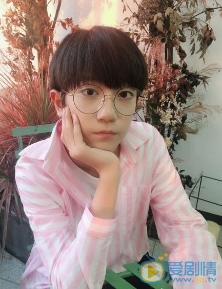 李天泽自拍写真 李天泽自拍写真