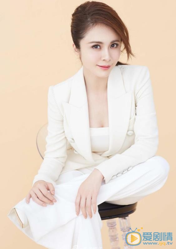 杨若兮气质大片