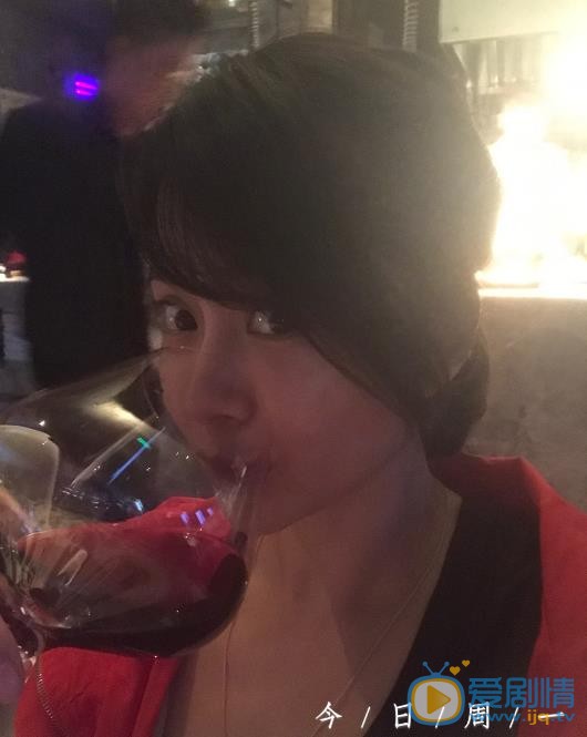 杨若兮生活照 杨若兮高清写真_杨若兮高清剧照