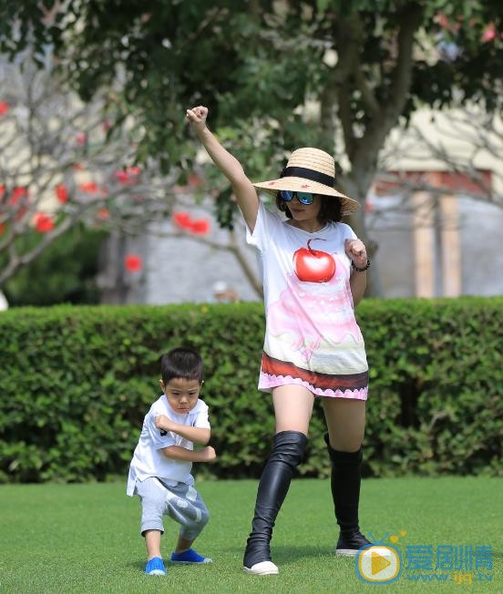 杨若兮亲子大片 杨若兮亲子大片
