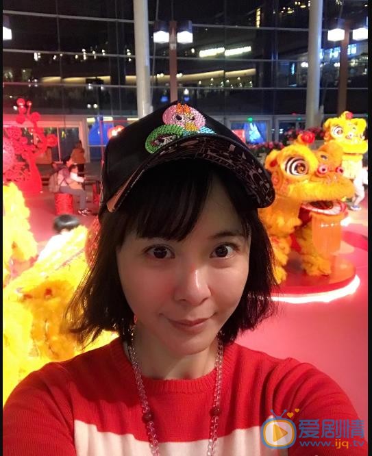 杨若兮生活照 杨若兮高清写真_杨若兮高清剧照
