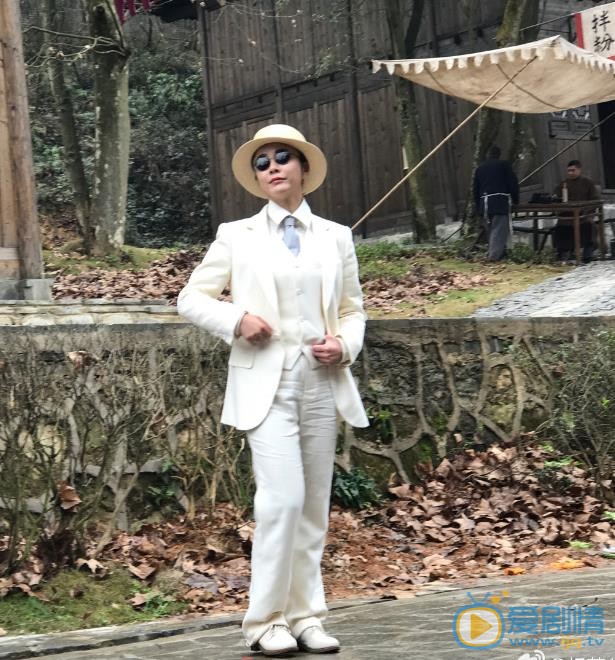 杨若兮片场照 杨若兮高清写真_杨若兮高清剧照