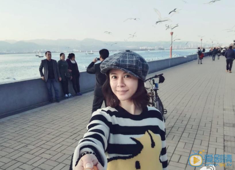杨若兮生活照 杨若兮高清写真_杨若兮高清剧照