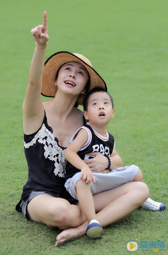 杨若兮亲子大片 杨若兮高清写真_杨若兮高清剧照