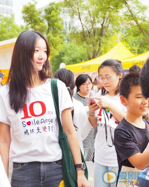 齐溪《父亲的身份》发布会 齐溪高清写真_齐溪高清剧照