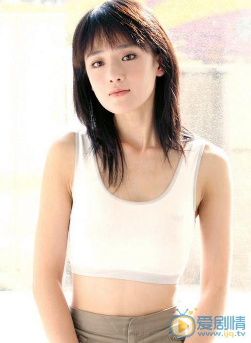 周显欣秋色写真 周显欣高清写真_周显欣高清剧照