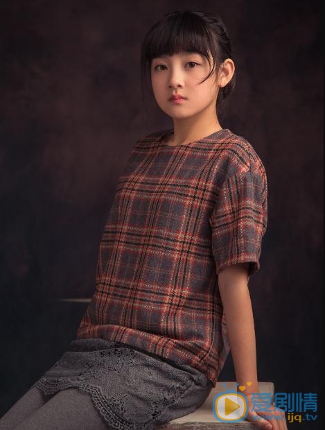 汤甄文艺写真 汤甄高清写真_汤甄高清剧照