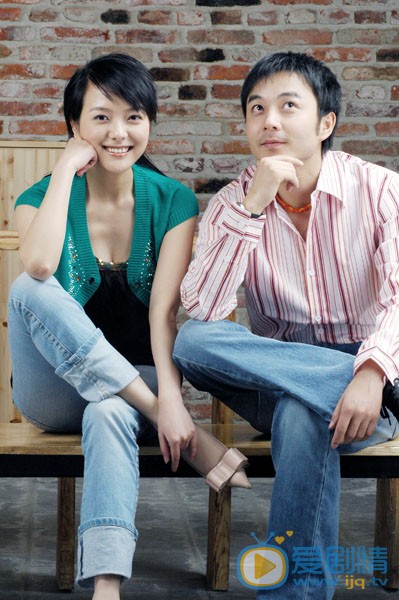 汪涵和老婆杨乐乐合照