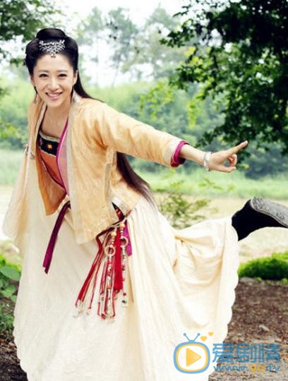 刘思彤《新白发魔女》剧照 刘思彤高清写真_刘思彤高清剧照