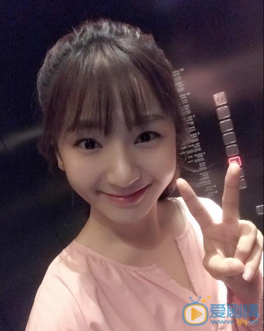 南方有乔木小安扮演着张艺馨个人资料、写真生活照欣赏