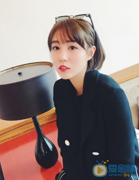 李欣燃生活照 李欣燃高清写真_李欣燃高清剧照
