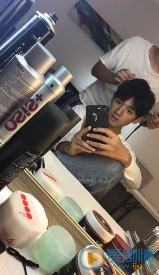 李家成微博配图写真 李家成高清写真_李家成高清剧照