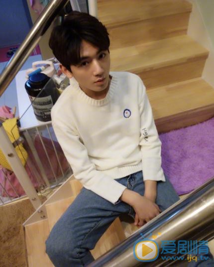 李家成青春写真 李家成高清写真_李家成高清剧照