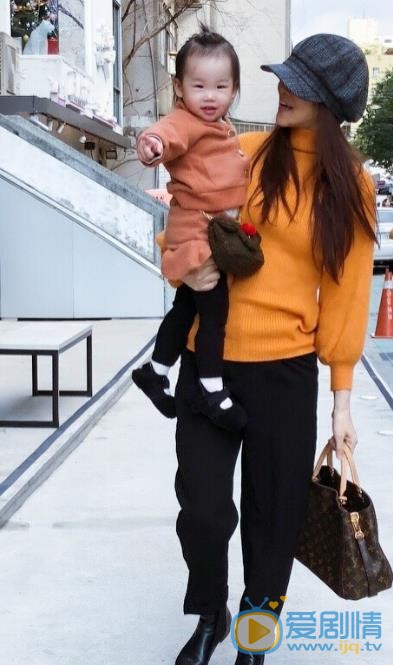 伊能静和女儿合照 伊能静高清写真_伊能静高清剧照