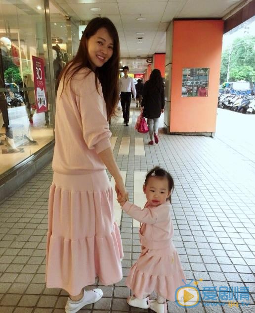 伊能静和女儿合照 伊能静高清写真_伊能静高清剧照
