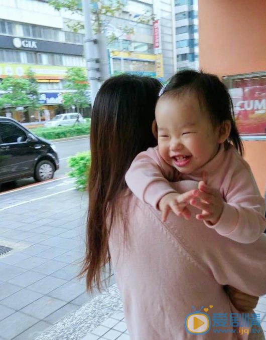 伊能静和女儿合照 伊能静高清写真_伊能静高清剧照