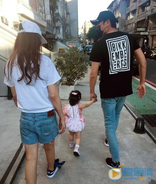 伊能静全家福 伊能静高清写真_伊能静高清剧照