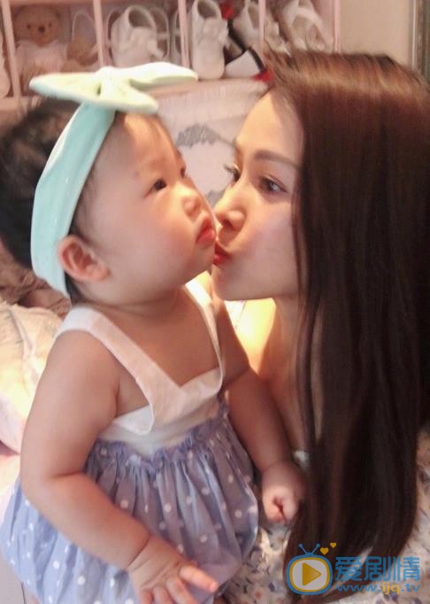 伊能静和女儿合照 伊能静高清写真_伊能静高清剧照