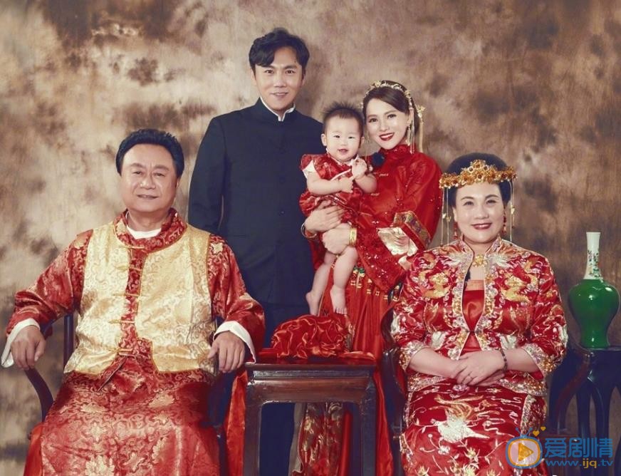 伊能静个人资料简介 伊能静全家福