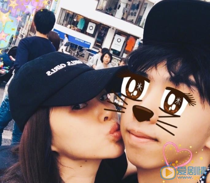 伊能静和儿子合照 伊能静和儿子合照