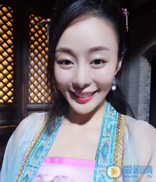 王乐乐片场照 王乐乐高清写真_王乐乐高清剧照