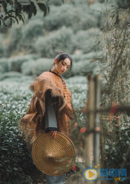 彭必瑶雨衣写真 彭必瑶高清写真_彭必瑶高清剧照