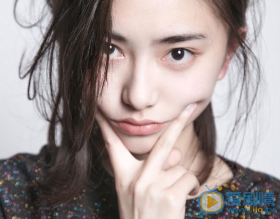 王若珊靓丽写真 王若珊高清写真_王若珊高清剧照