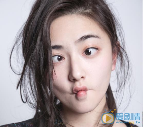 王若珊靓丽写真 王若珊高清写真_王若珊高清剧照