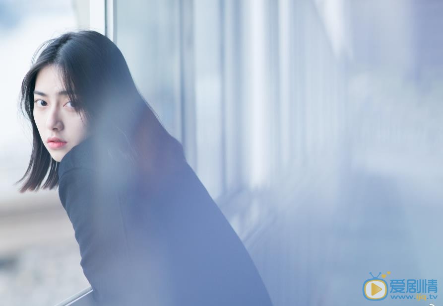 王若珊唯美街拍照 王若珊高清写真_王若珊高清剧照