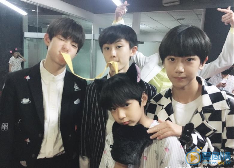 刘耀文自拍写真 刘耀文高清写真_刘耀文高清剧照