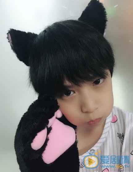 刘耀文自拍写真 刘耀文高清写真_刘耀文高清剧照